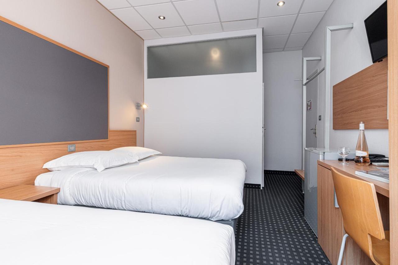 Modern Waikiki Hotel Cannes